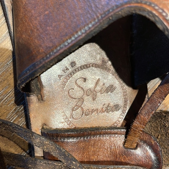 Sofia Bonita Sandals - Picture 2 of 7